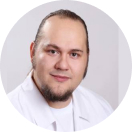 Д.  Измалков